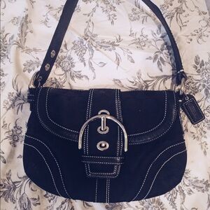 Vintage Coach Y2K 2004 Soho Flap Shoulder Bag #10296 - Black